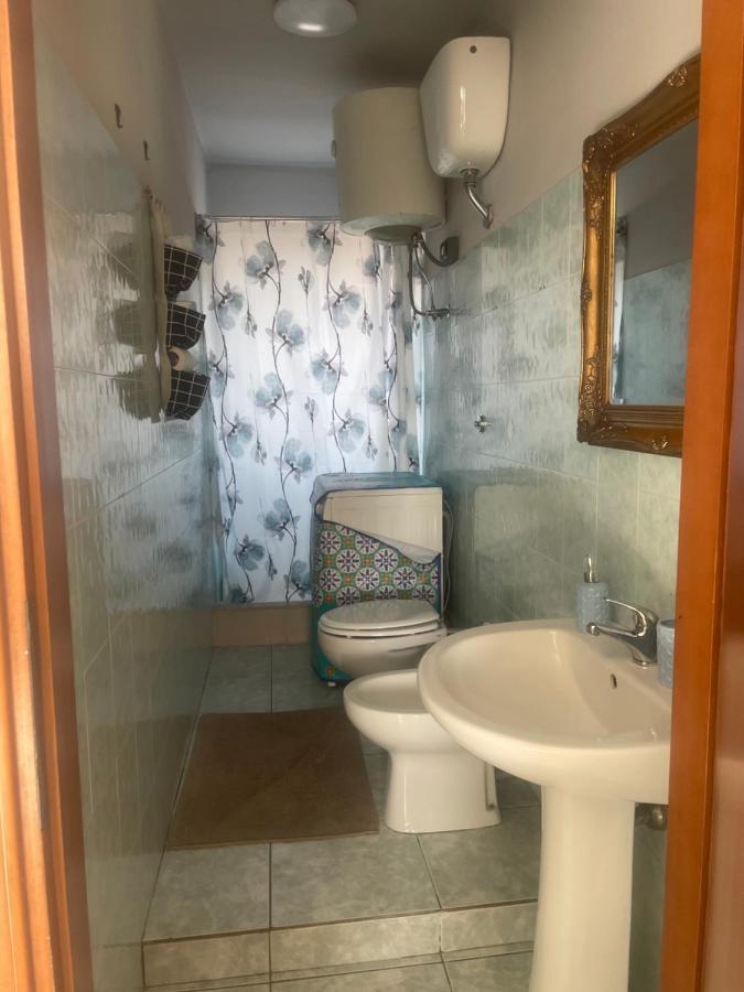 Airport Apartment Happyhouse Fiumicino Exterior photo